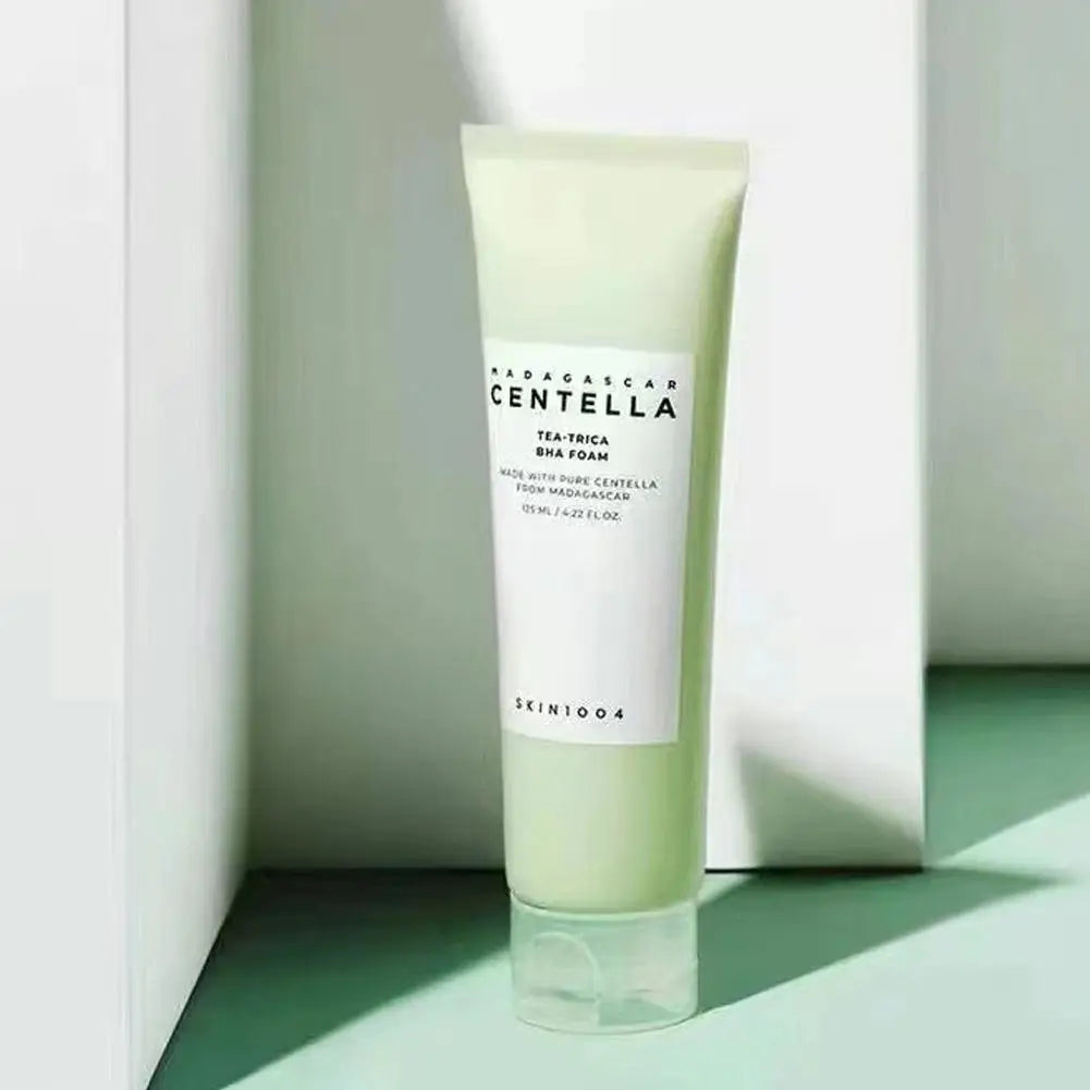 Espuma limpiadora de poros con Centella Asiática de Skin1004
